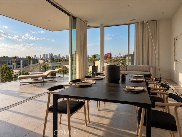 838 N Kings Rd #PH1 - Photo 7 of 8