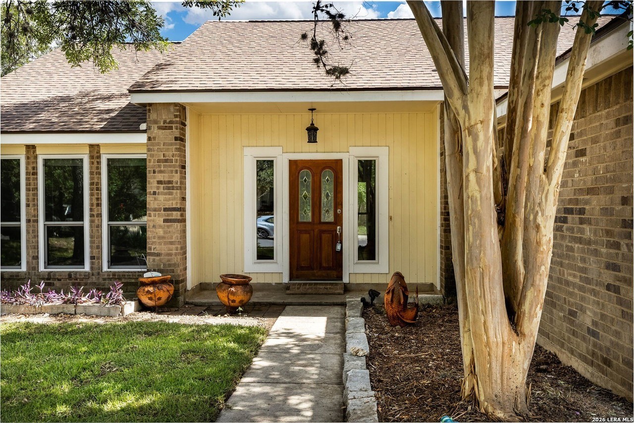 8839 Welles Edge Dr - Photo 2 of 19