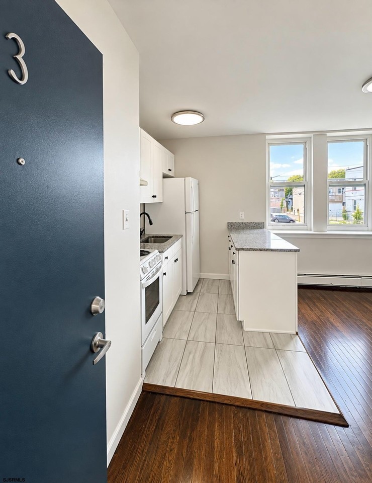 3939 Ventnor Ave #B3 - Photo 6 of 18