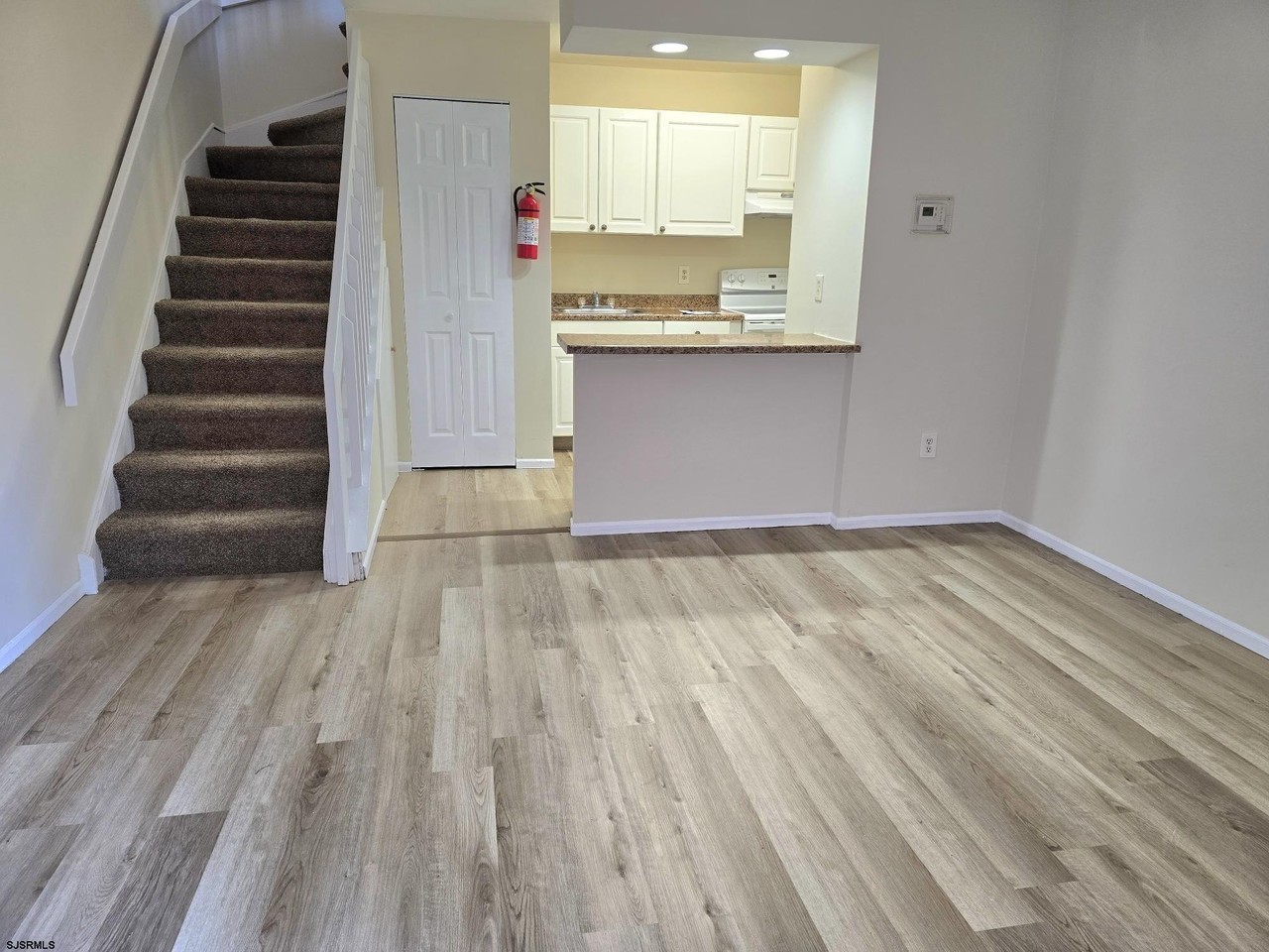 727 Black Horse Pike Apt 3-12 Square - Photo 3 of 6