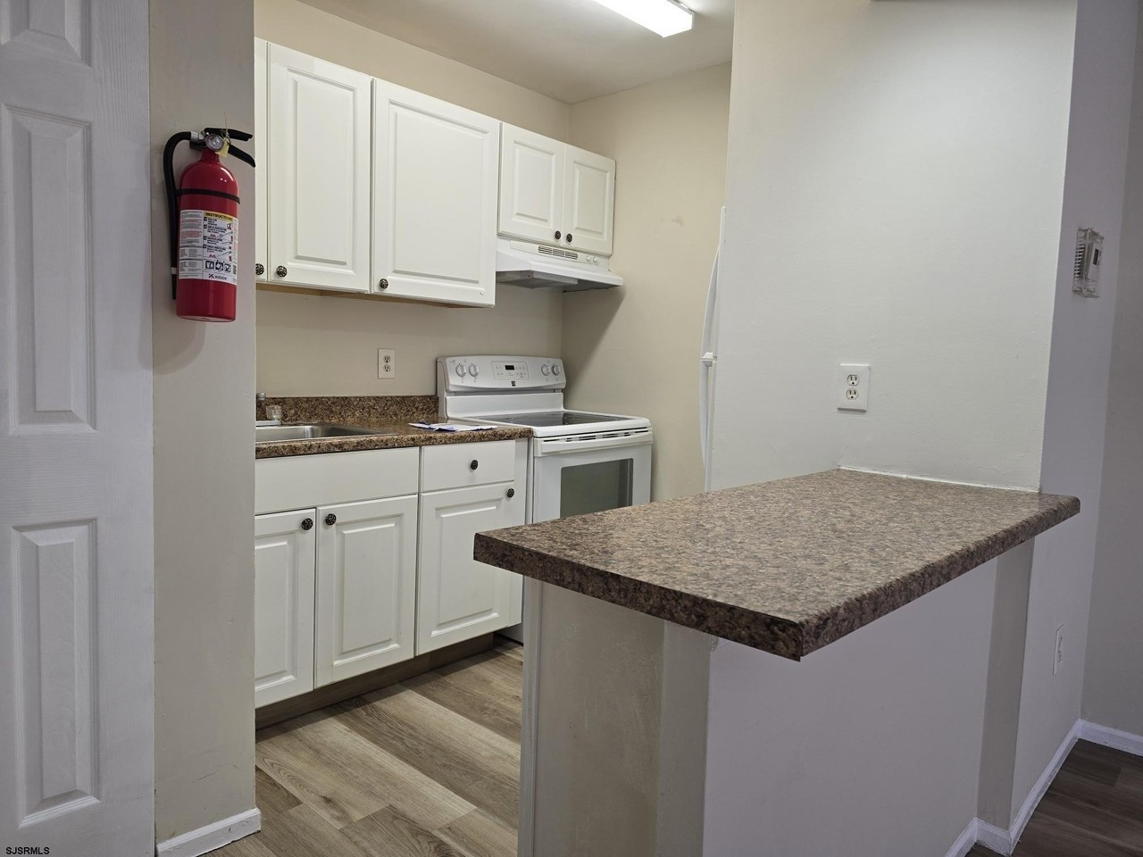 727 Black Horse Pike Apt 3-12 Square - Photo 4 of 6