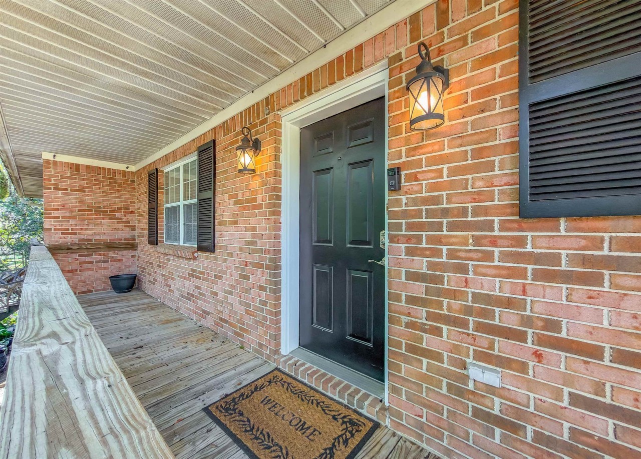 2200 Paul Russell Cir - Photo 3 of 50