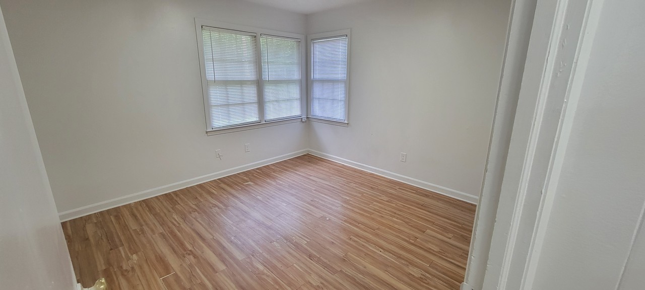 3528 Lynn Ave - Photo 6 of 7