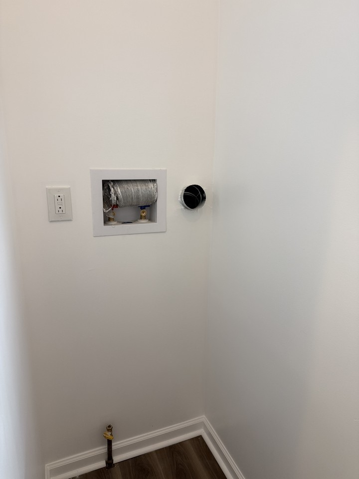 2210 N 18th St - Photo 4 of 27