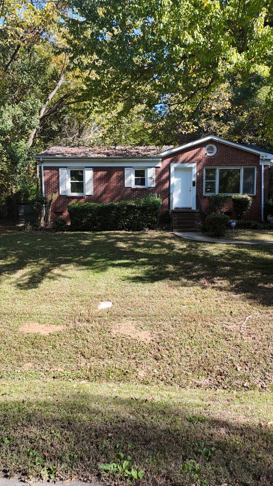 4226 Rochelle Ln