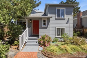 featured image of 3723 Alameda de las Pulgas