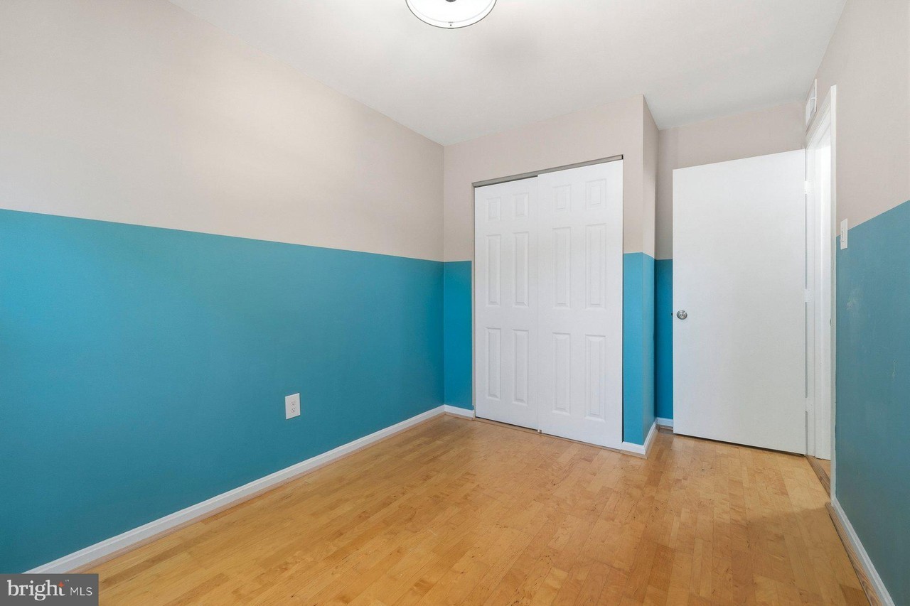 2401 Normandy Square Pl - Photo 5 of 30