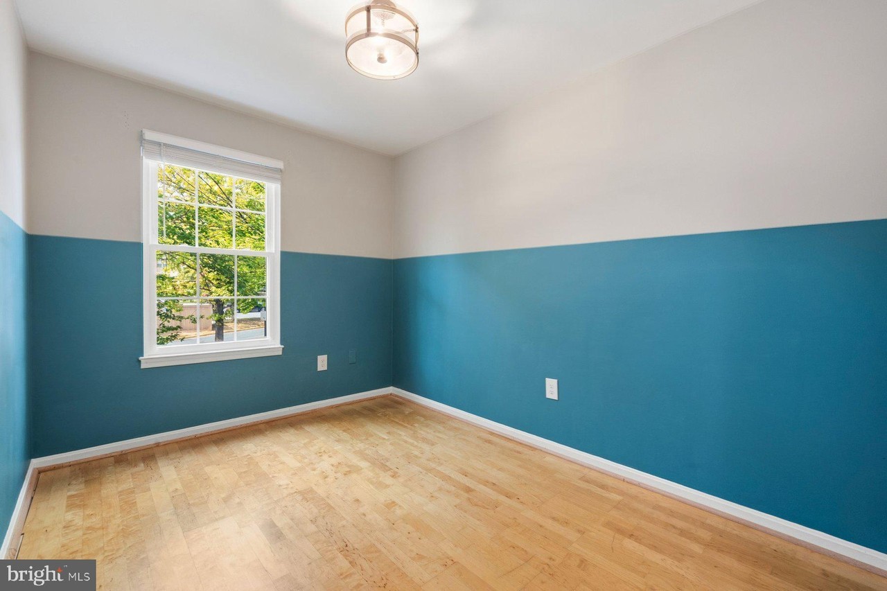 2401 Normandy Square Pl - Photo 7 of 30