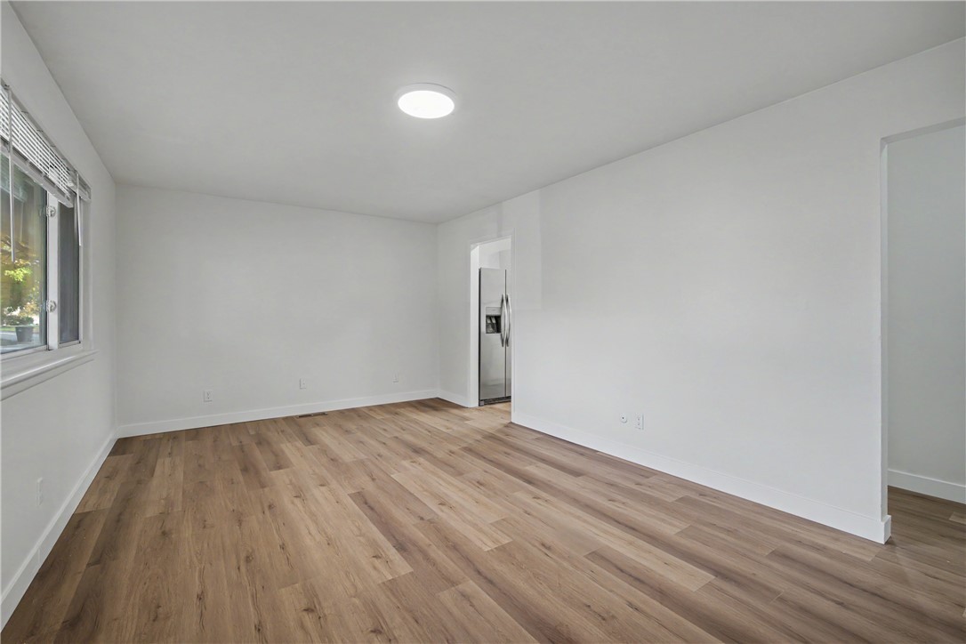 38 Savoy Ave - Photo 2 of 20
