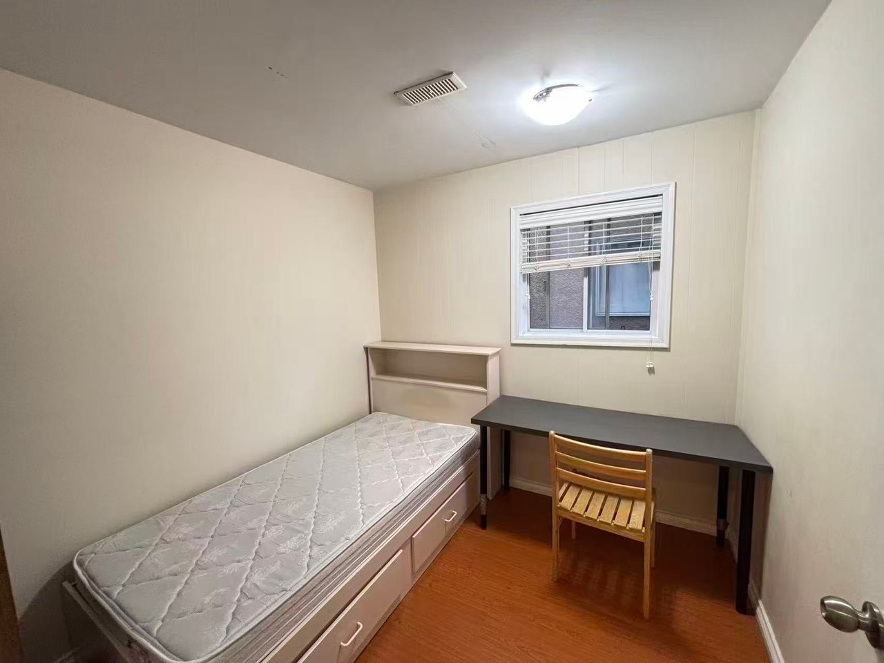 2935 West 42nd Avenue - Photo 2 of 8