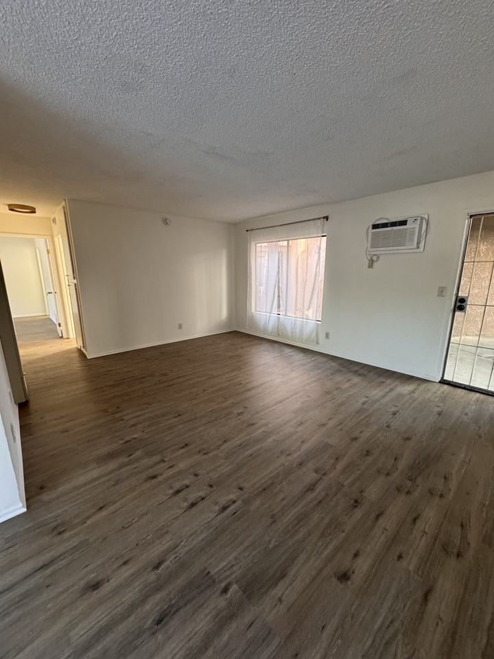 5075 Atlantic Avenue #103 - Photo 3 of 16
