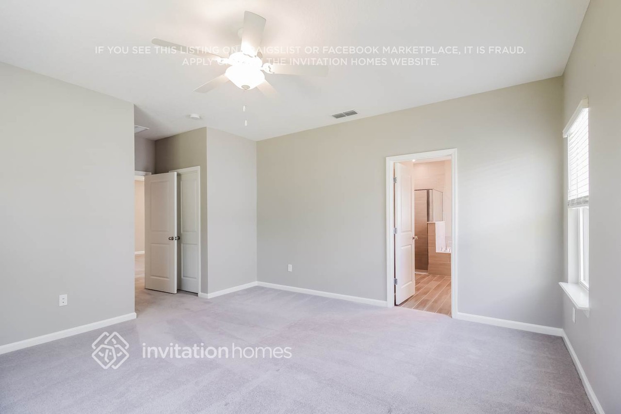 10057 Lemon Grass Ln - Photo 7 of 17