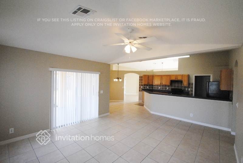 1448 Muir Cir - Photo 5 of 10