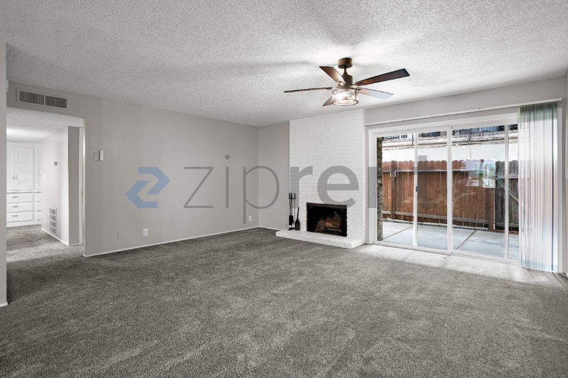 2420 Oxford Way #14 - Photo 7 of 36