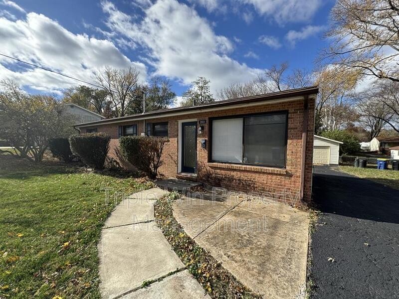 3551 High Dr - Photo 2 of 36