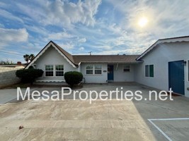 featured image of 3660 Chateau Ct #3660