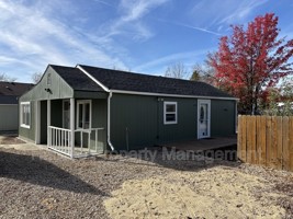 featured image of 7507 W Settlers Ave