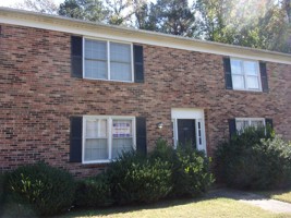 featured image of 1041 E Meadow Dr