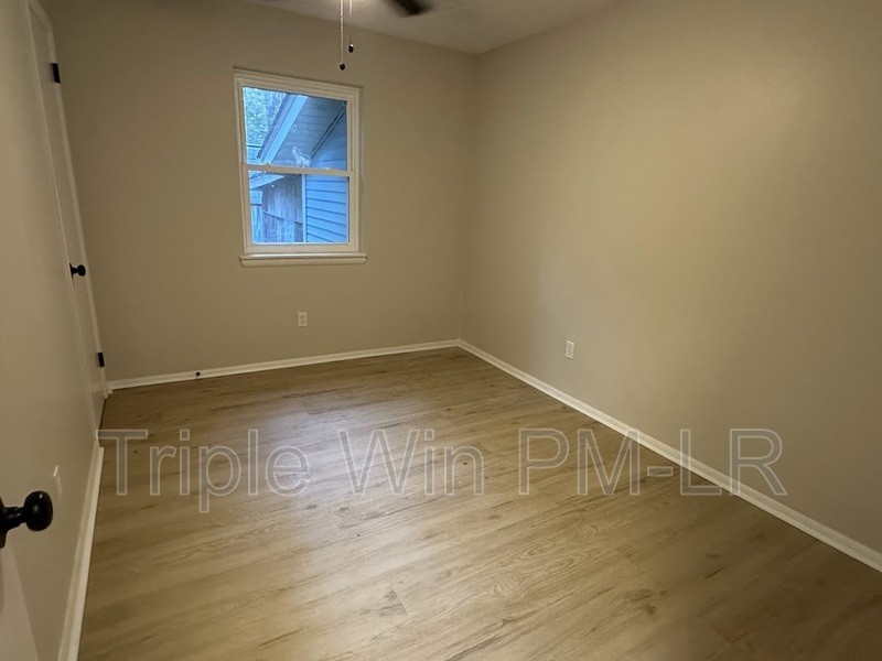 819 Edgehill Dr - Photo 6 of 16