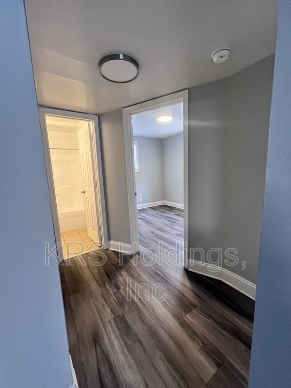 2102 Phaup St #A - Photo 5 of 6