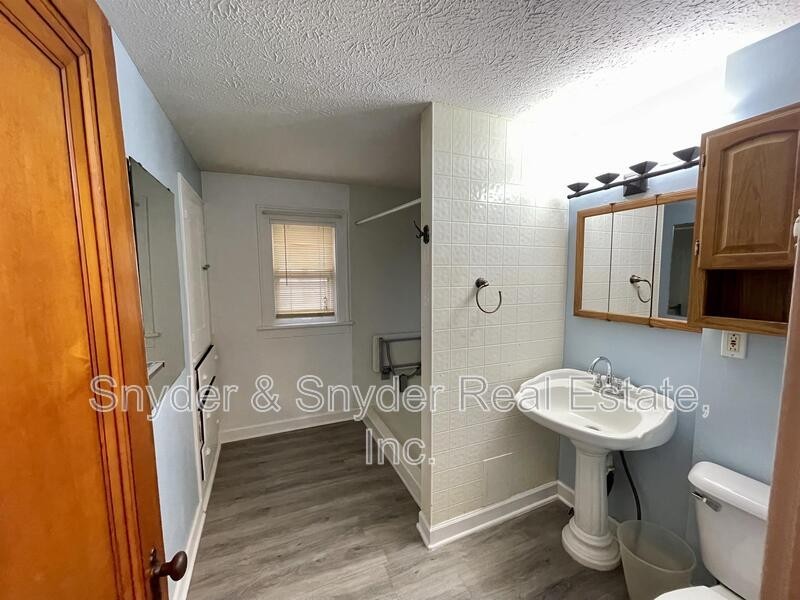 1329 Honodle Ave - Photo 7 of 10