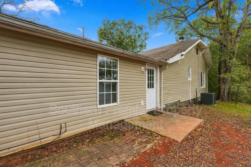 1314 Saint Charles St - Photo 2 of 22