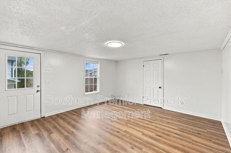1314 Saint Charles St - Photo 5 of 22