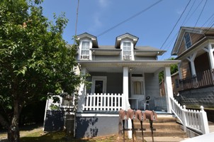 featured image of 416 S 2nd St