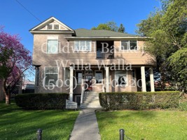featured image of 104 S Palouse St