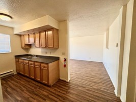 featured image of 401 Espanola St Se #103