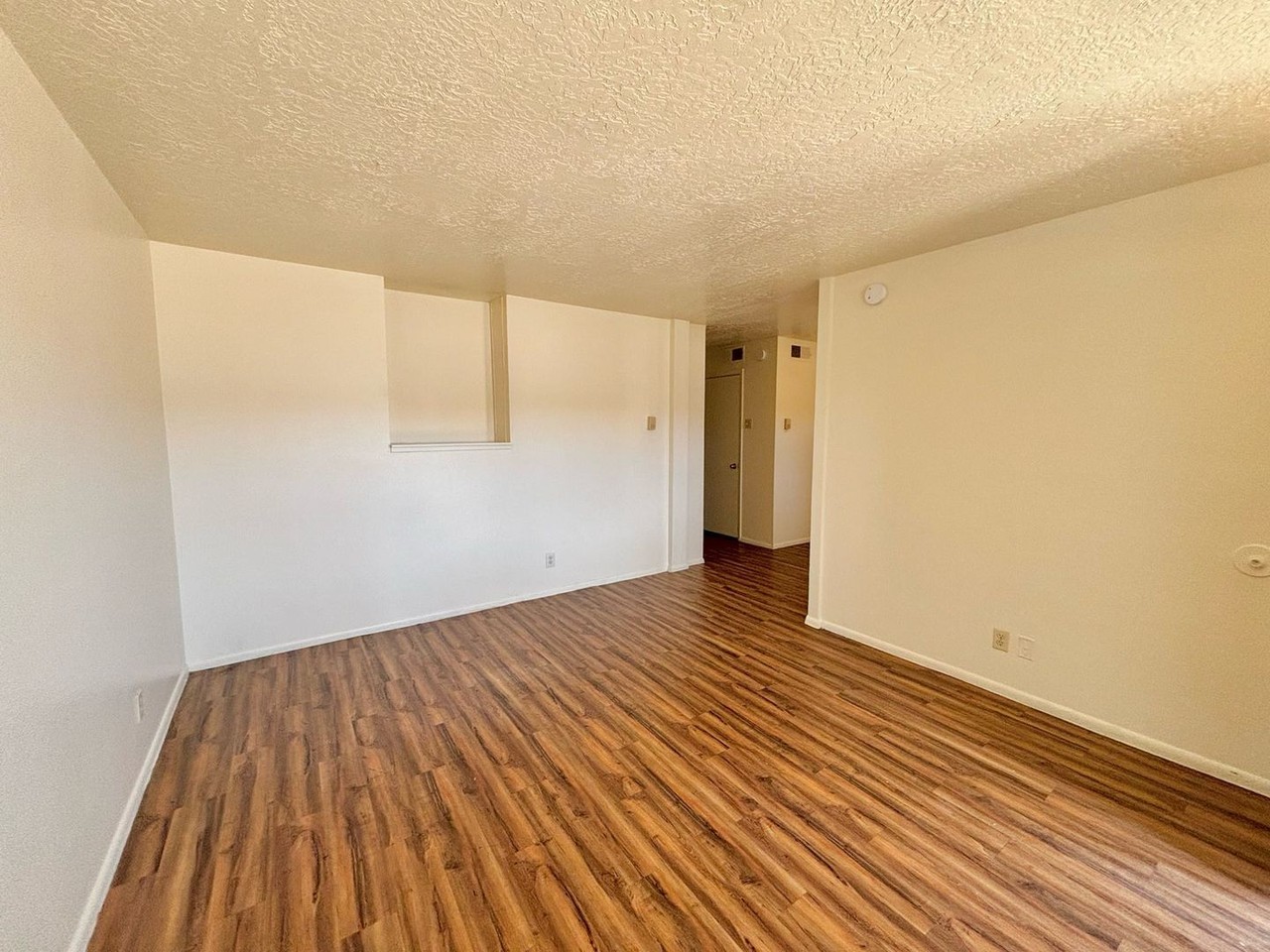 401 Espanola St Se #103 - Photo 2 of 10