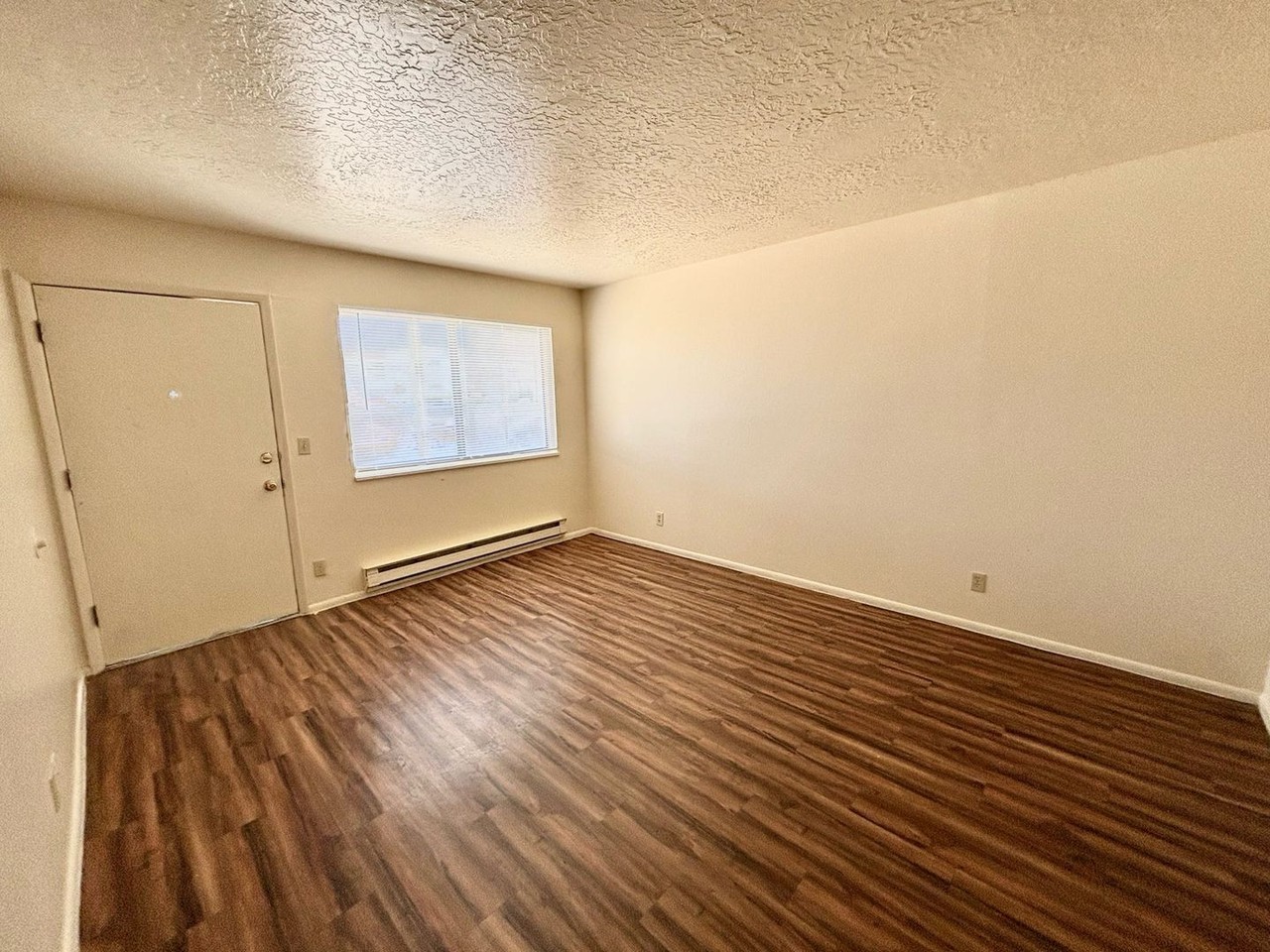 401 Espanola St Se #103 - Photo 3 of 10