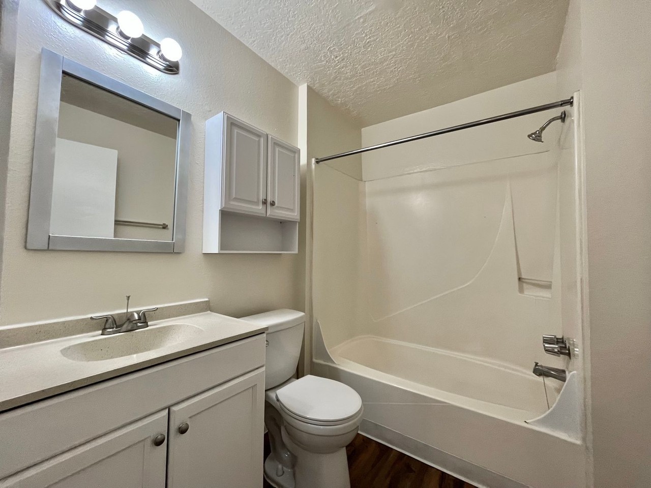 401 Espanola St Se #104 - Photo 6 of 9