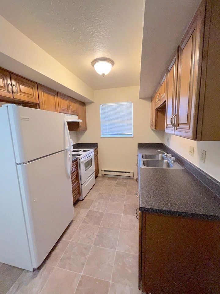 401 Espanola St Se #203 - Photo 2 of 11