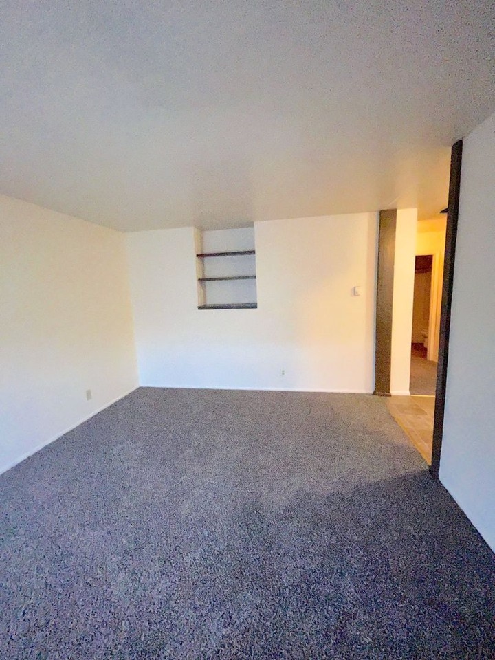 401 Espanola St Se #203 - Photo 6 of 11