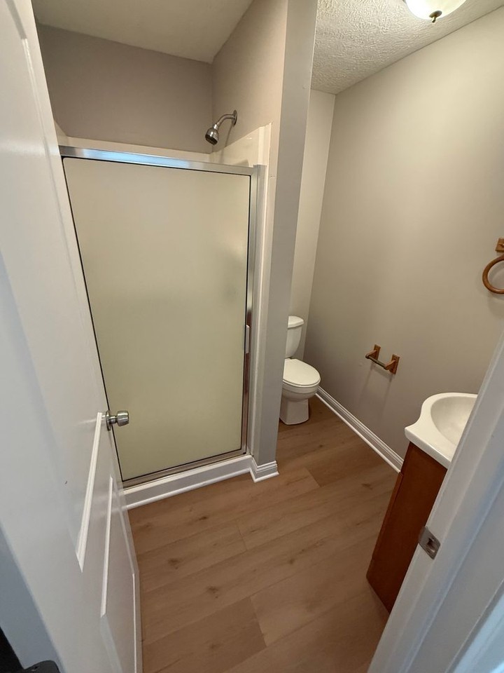 2178 Beach Dr - Photo 3 of 15