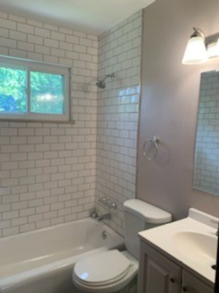 3354 Roswell Dr - Photo 5 of 20