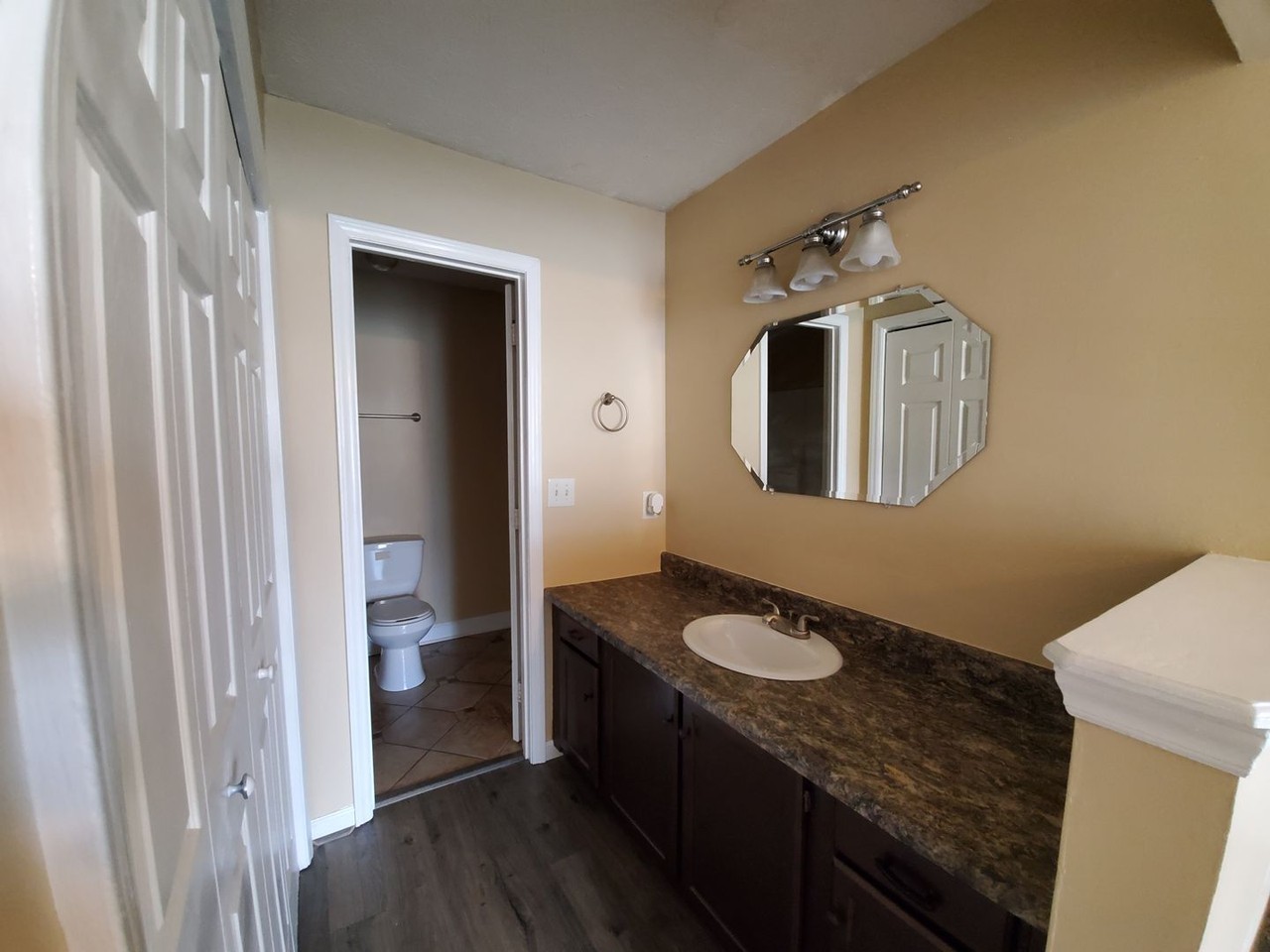 847 Glen Reilly Dr - Photo 4 of 35