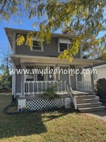 featured image of 2923 Alexander St