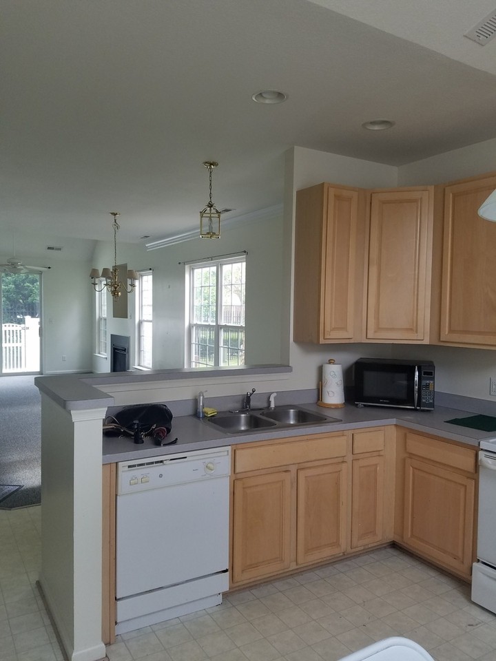 874 Hunley Dr - Photo 4 of 11