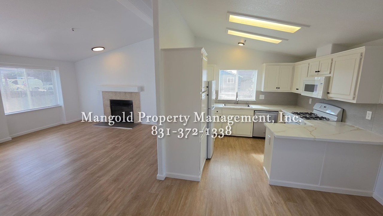 15665 Jennifer Ct - Photo 7 of 23