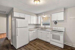 featured image of 120 Gruenwald Ave