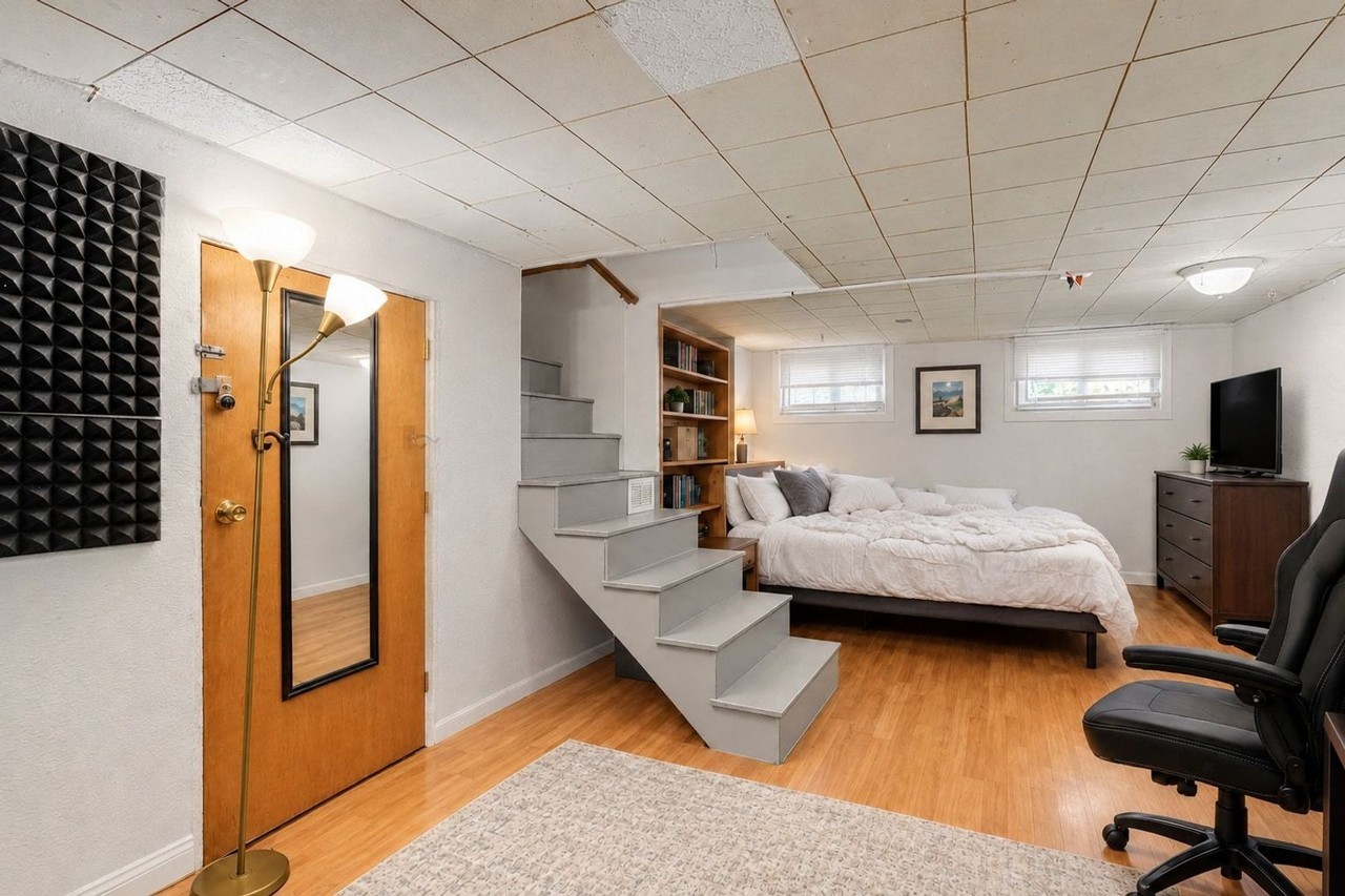 880-882 19th - Photo 4 of 36