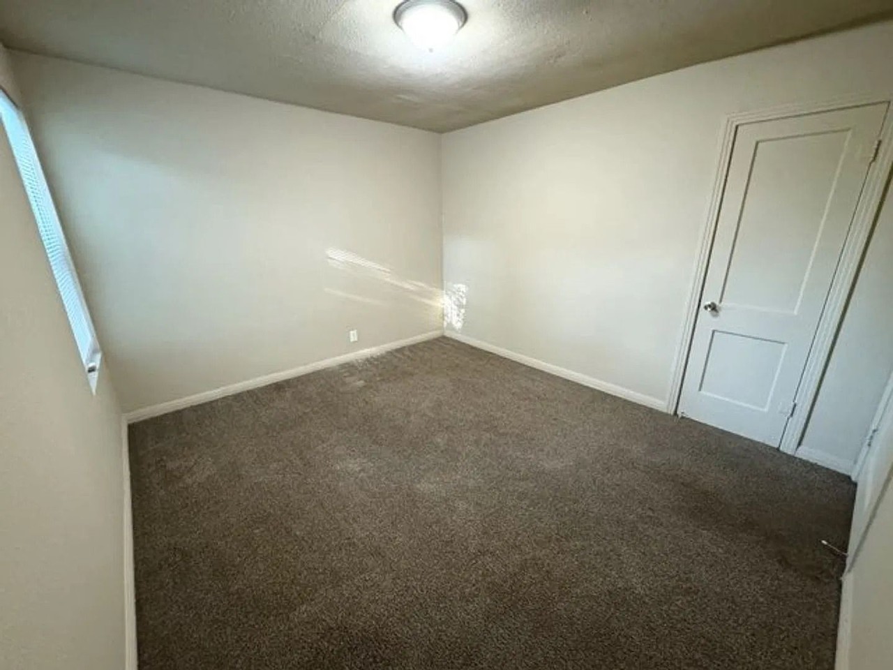 4820 Abilene St - Photo 3 of 8