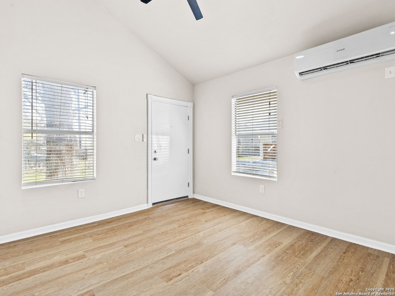 207 Alvarez Pl #2 - Photo 3 of 9