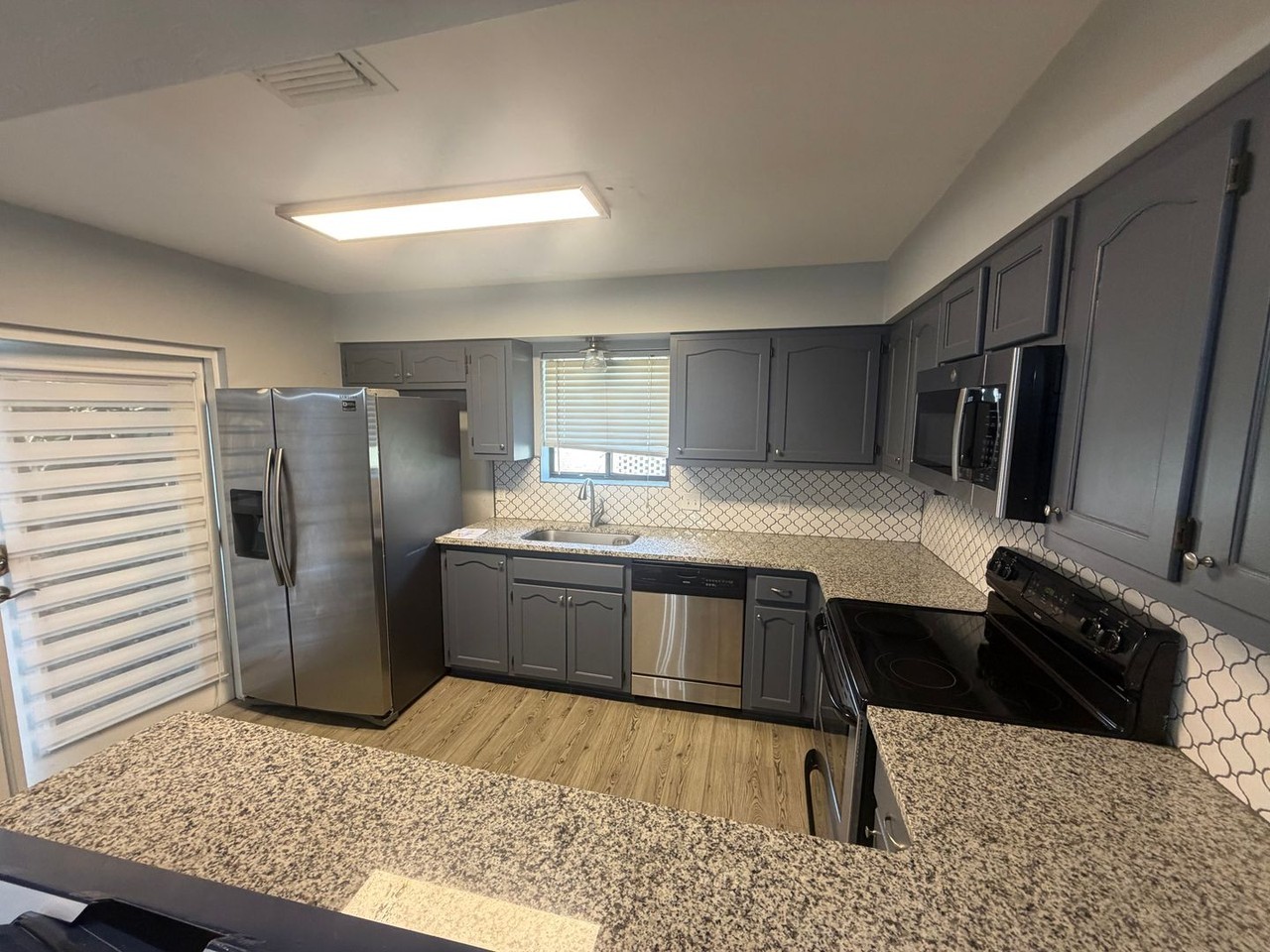 3219 3219 - 17D Thomasville Road - Photo 4 of 20