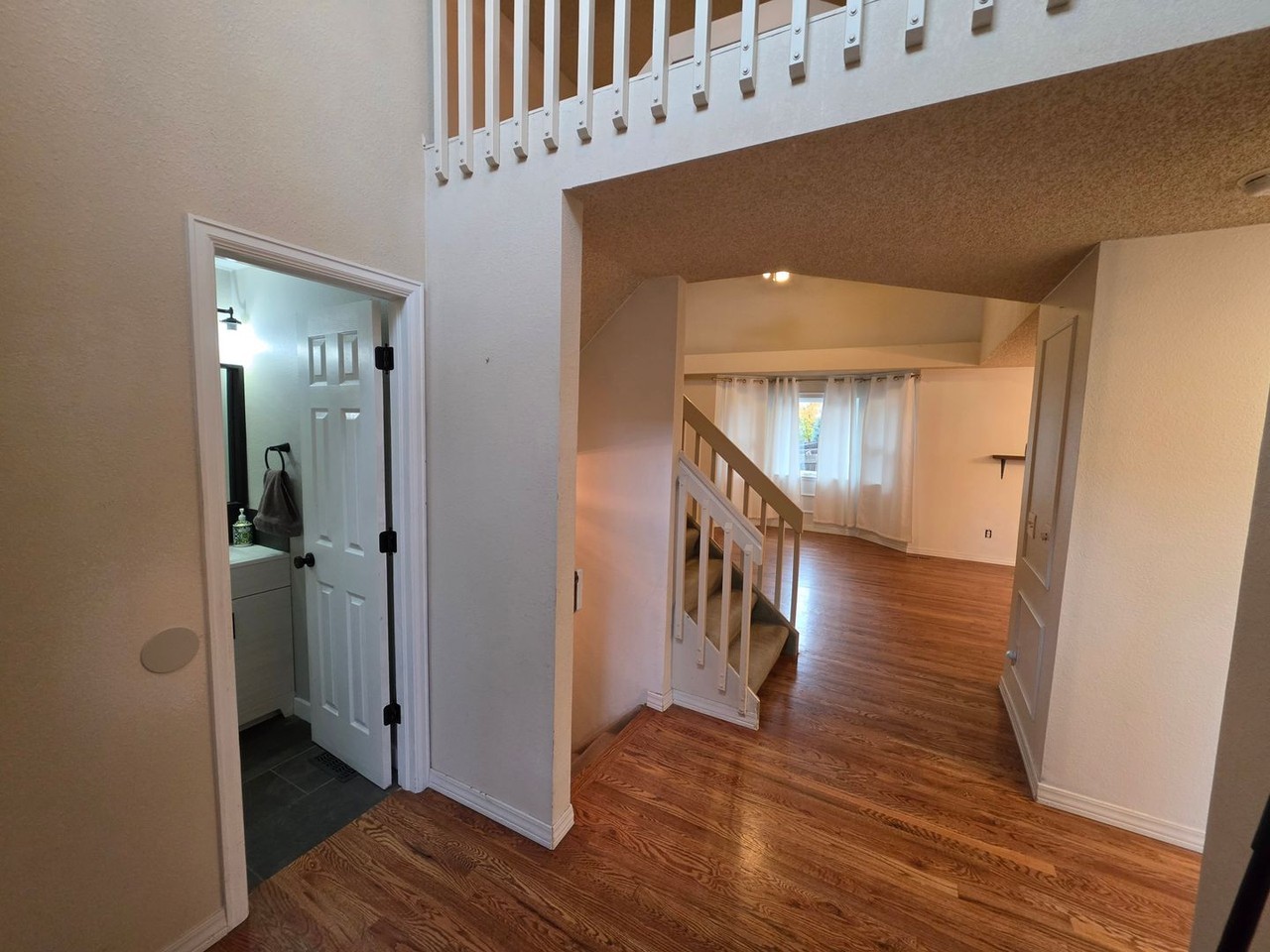 5718 Charlotte Pkwy - Photo 4 of 22