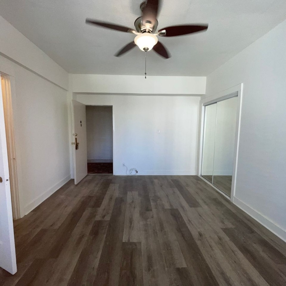 10 Atlantic Ave #706 - Photo 3 of 16