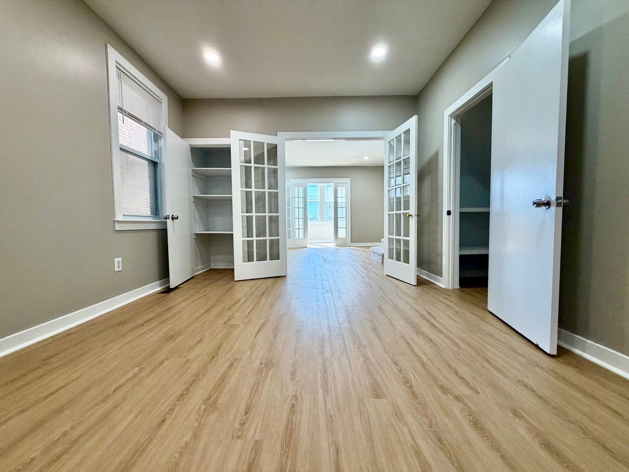 4083 Ford Rd - Photo 3 of 33
