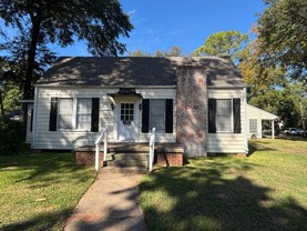 554 Broadmoor Blvd - Photo 1 of 1